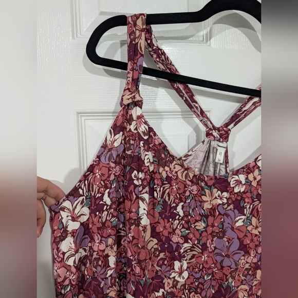 NWOT Maurices Pink/Burgundy Floral Racerback Tank Top in Size 1X - Picture 4 of 9